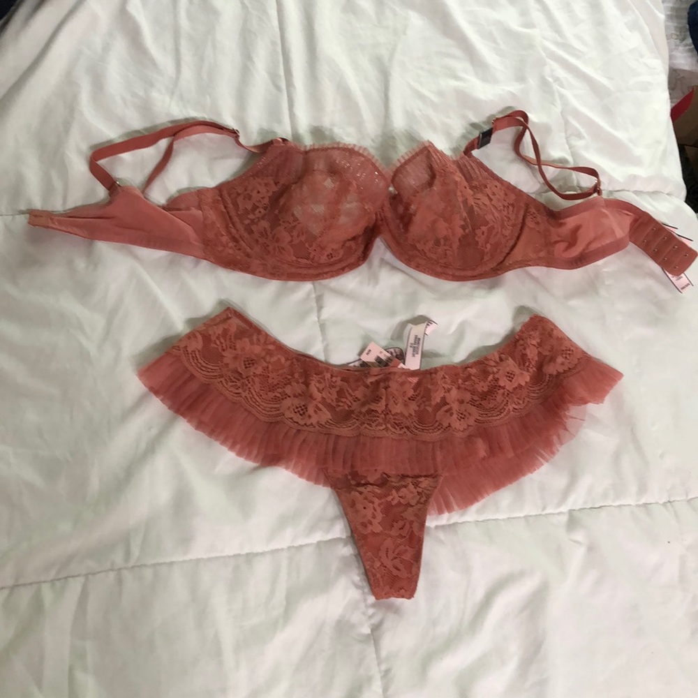 Victoria secret set